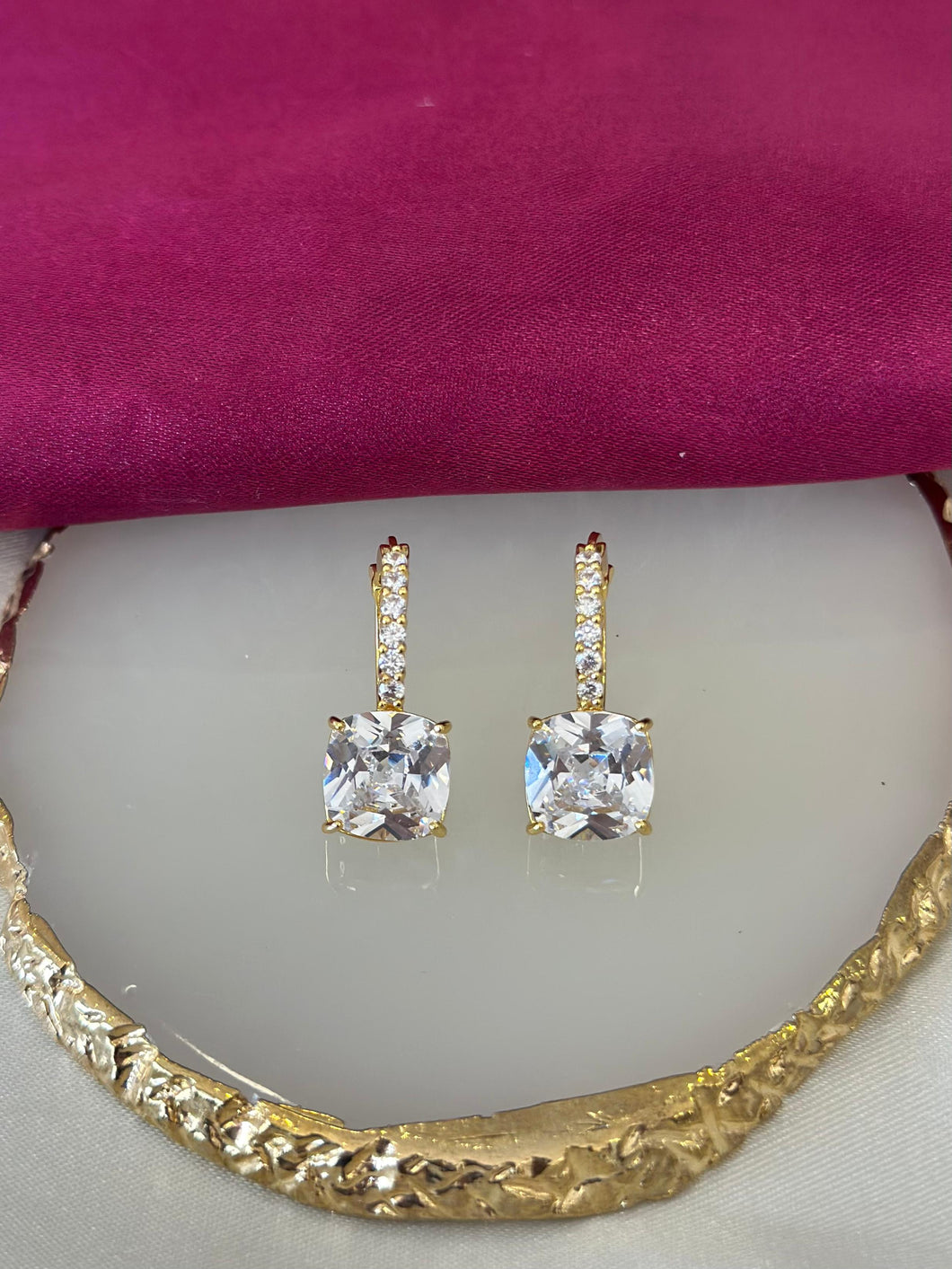 Aretes mitad zirconia con cuadrado #85B