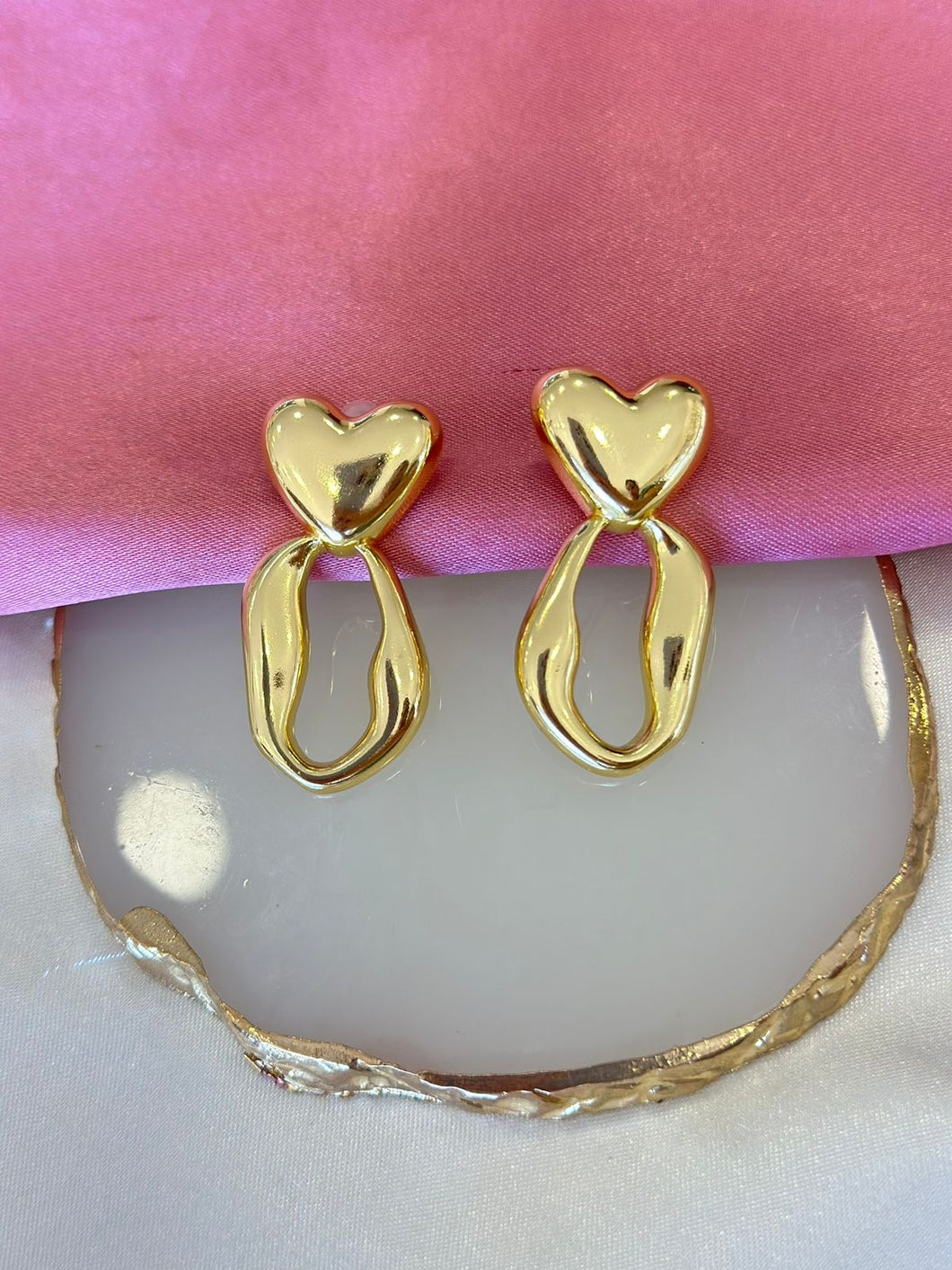 Aretes corazon con circulo ovalado #C121